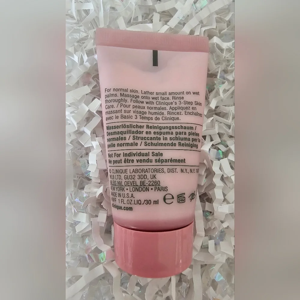 Clinique Skincare Collection - Picture 3 of 8